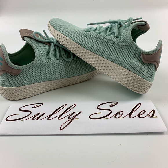 pharrell williams adidas women